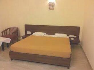 Kadli Deluxe Lodge, Haveri 2